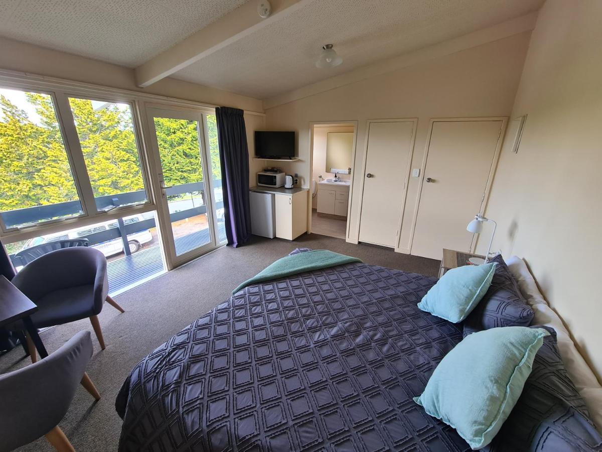 Caves Motor Inn Те-Куити Экстерьер фото