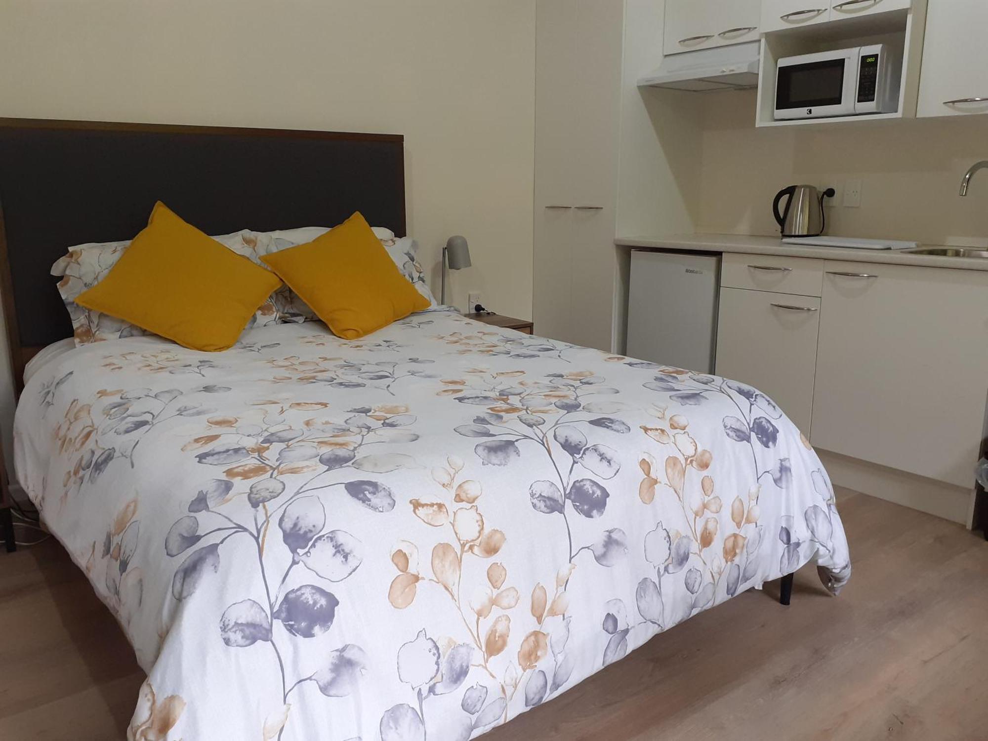 Caves Motor Inn Те-Куити Экстерьер фото